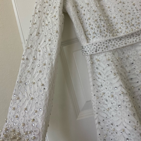 DELVINA Maxi Dress Long Sleeves White Size M - Picture 3 of 7